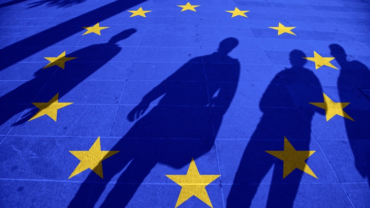 EU Flagge Schatten
